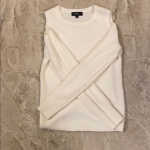 Cold Shoulder Sweater❄️